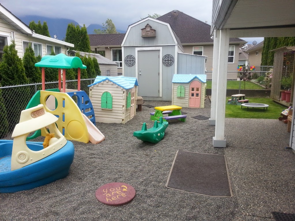Angel Daycare Centre | 7524 Arbutus Dr, Agassiz, BC V0M 1A2, Canada | Phone: (604) 796-0820