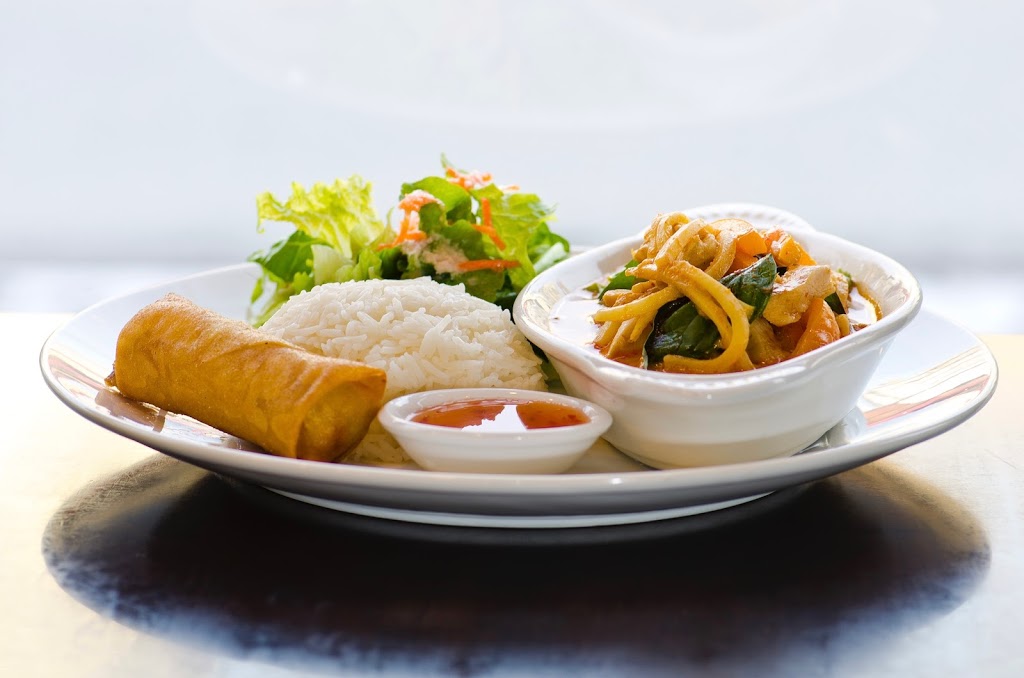 Mango Thai Restaurant | 2401G Millstream Rd #143, Victoria, BC V9B 3R5, Canada | Phone: (250) 590-9038
