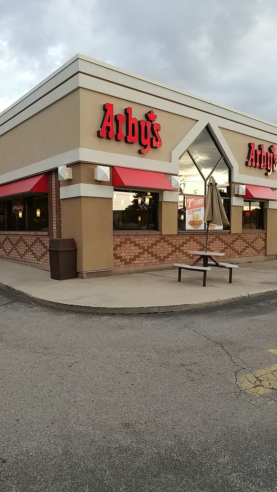 Arbys | 971 Victoria St N, Kitchener, ON N2B 3C6, Canada | Phone: (519) 745-2265