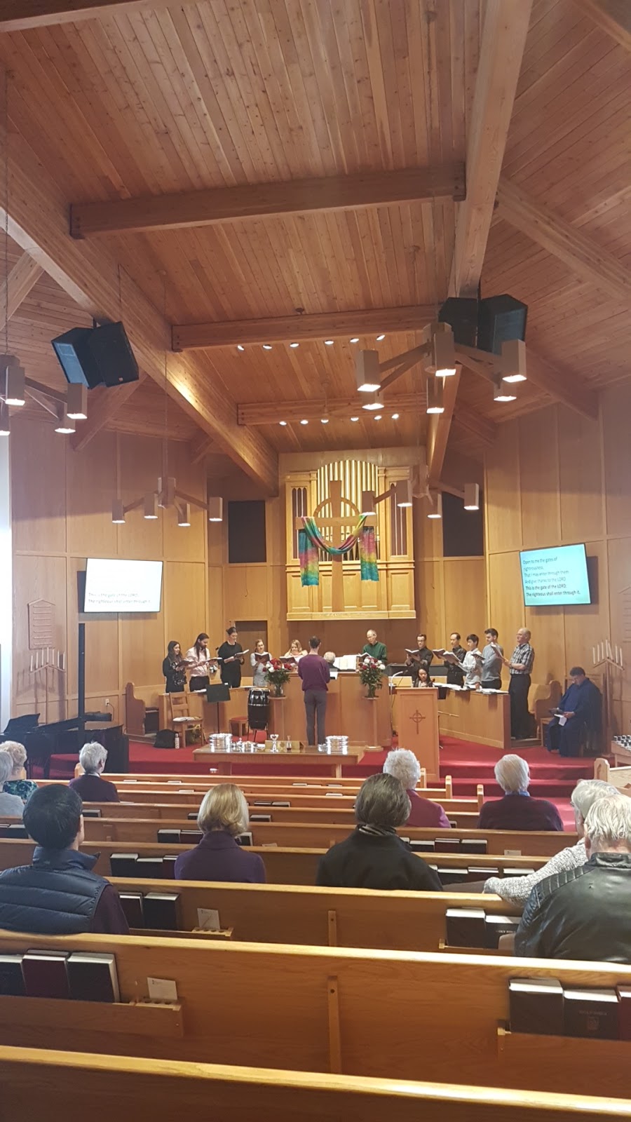 Knox Presbyterian Church | 3704 37 St SW, Calgary, AB T3E 3C3, Canada | Phone: (403) 242-1808