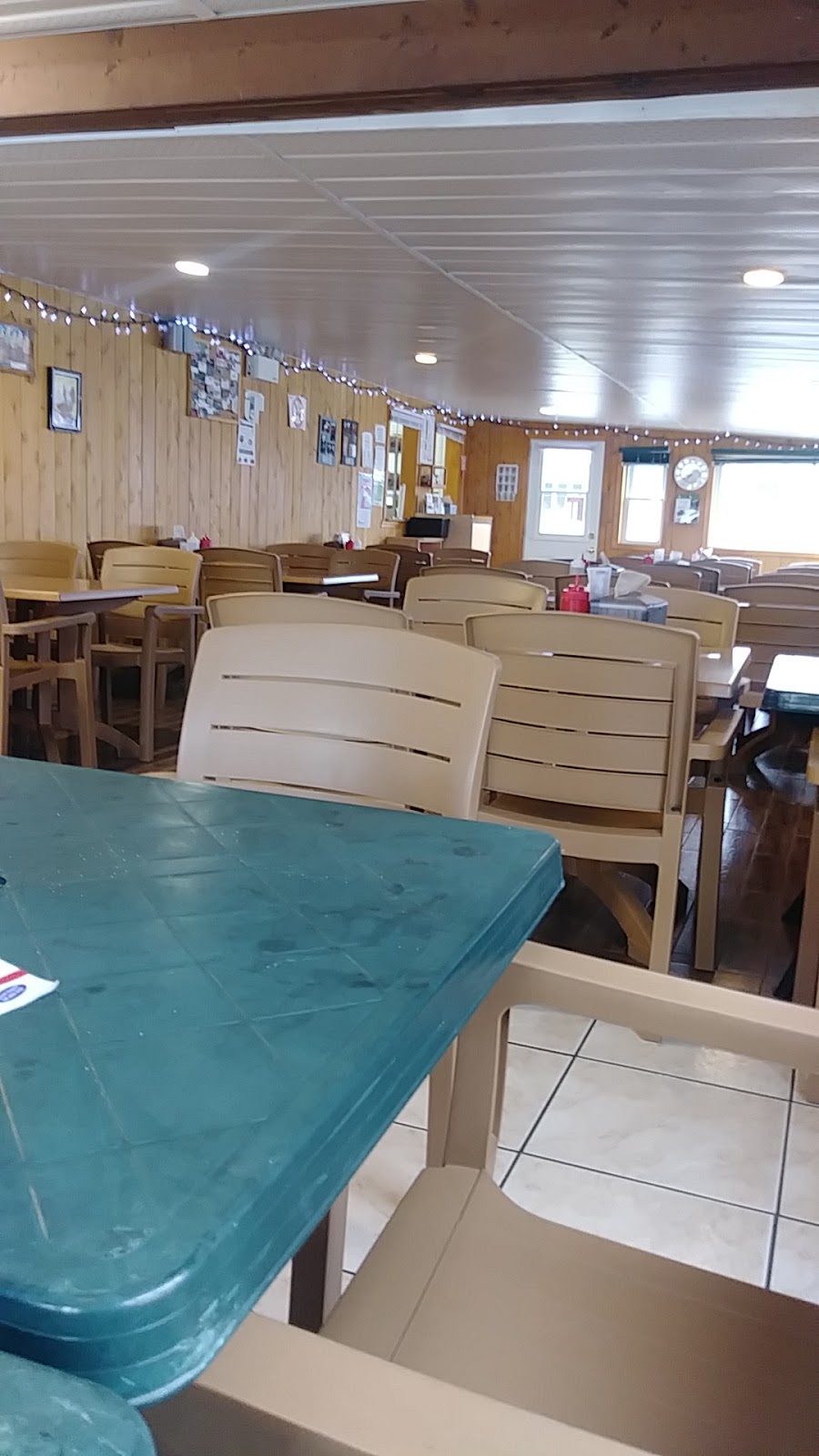 Casse-Croûte Patalou | 237 Rue Principale, Plaisance, QC J0V 1S0, Canada | Phone: (819) 427-5884