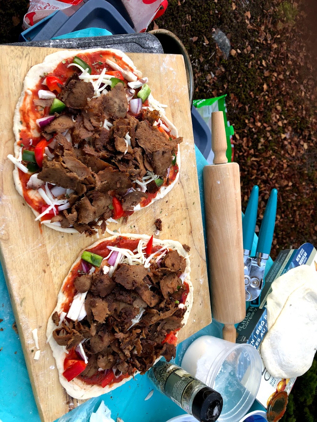 Leo`s Donair | 1920 St Margarets Bay Rd, Timberlea, NS B3T 1C3, Canada | Phone: (902) 876-8777