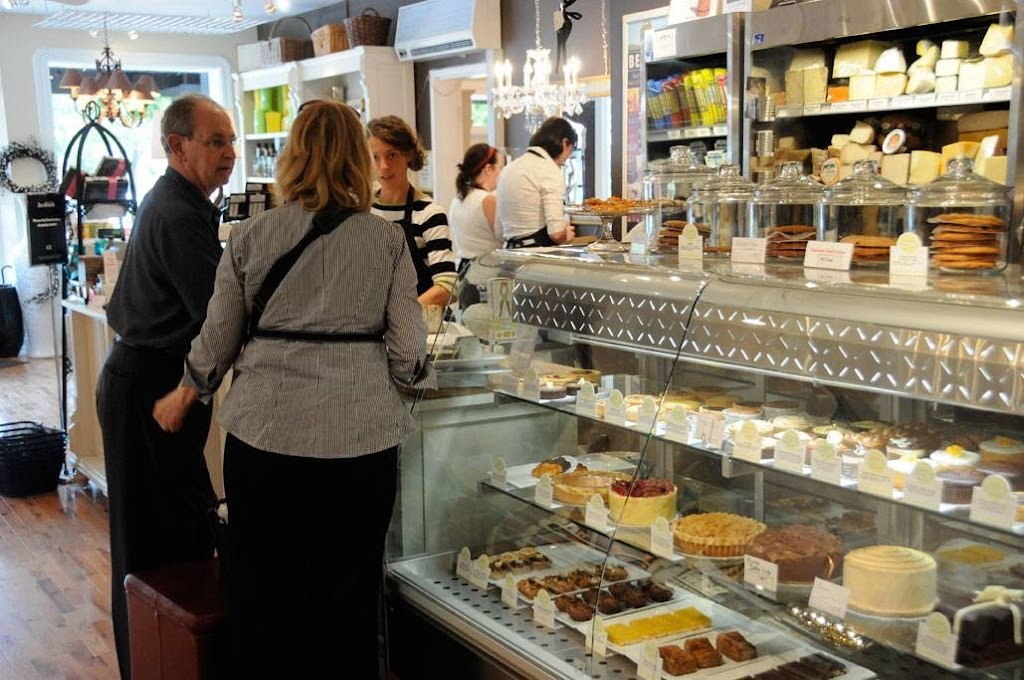 Jacobsons | 103 Beechwood Ave., Ottawa, ON K1M 1L4, Canada | Phone: (613) 746-6002