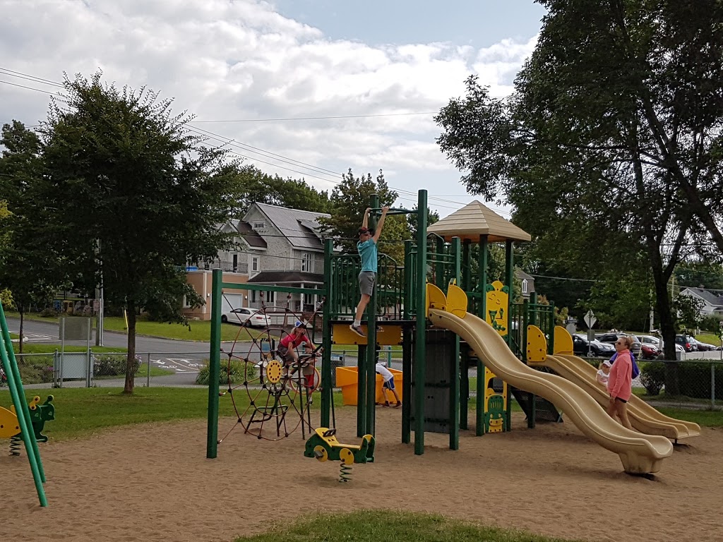 Parc Aline Welsh-Murphy | 2500 Boulevard Guillaume-Couture, Saint-Romuald, QC G6W 2Y8, Canada