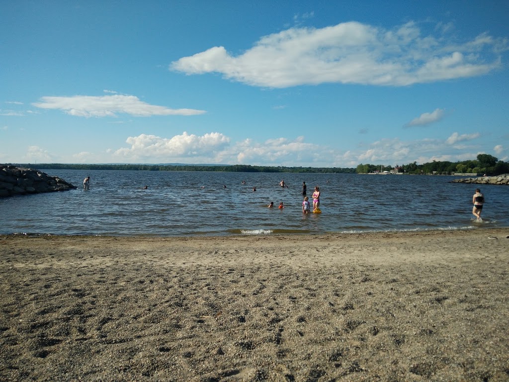 Britannia Park and Beach | 2805 Carling Ave, Ottawa, ON K2B 8K6, Canada | Phone: (613) 580-2595