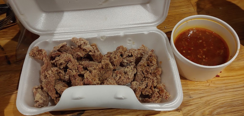 New Town Chinese Food | 1022 Pleasant Park Rd, Ottawa, ON K1G 3P6, Canada | Phone: (613) 731-7421