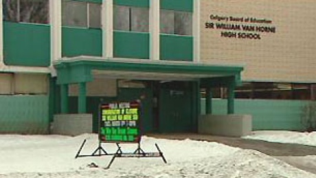 Westmount Charter Mid-High School | 2215 Uxbridge Dr NW, Calgary, AB T2N 4Y3, Canada | Phone: (403) 217-9427