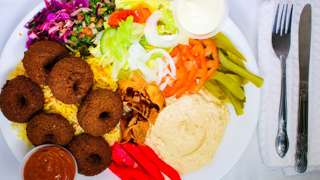 Phillips Shawarma | 465 Phillip St, Waterloo, ON N2L 6C7, Canada | Phone: (519) 880-0303