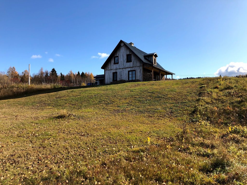 La belle d’autrefois Bel-3 | 3 Rang 2, La Malbaie, QC G5A 2B1, Canada | Phone: (418) 554-1678