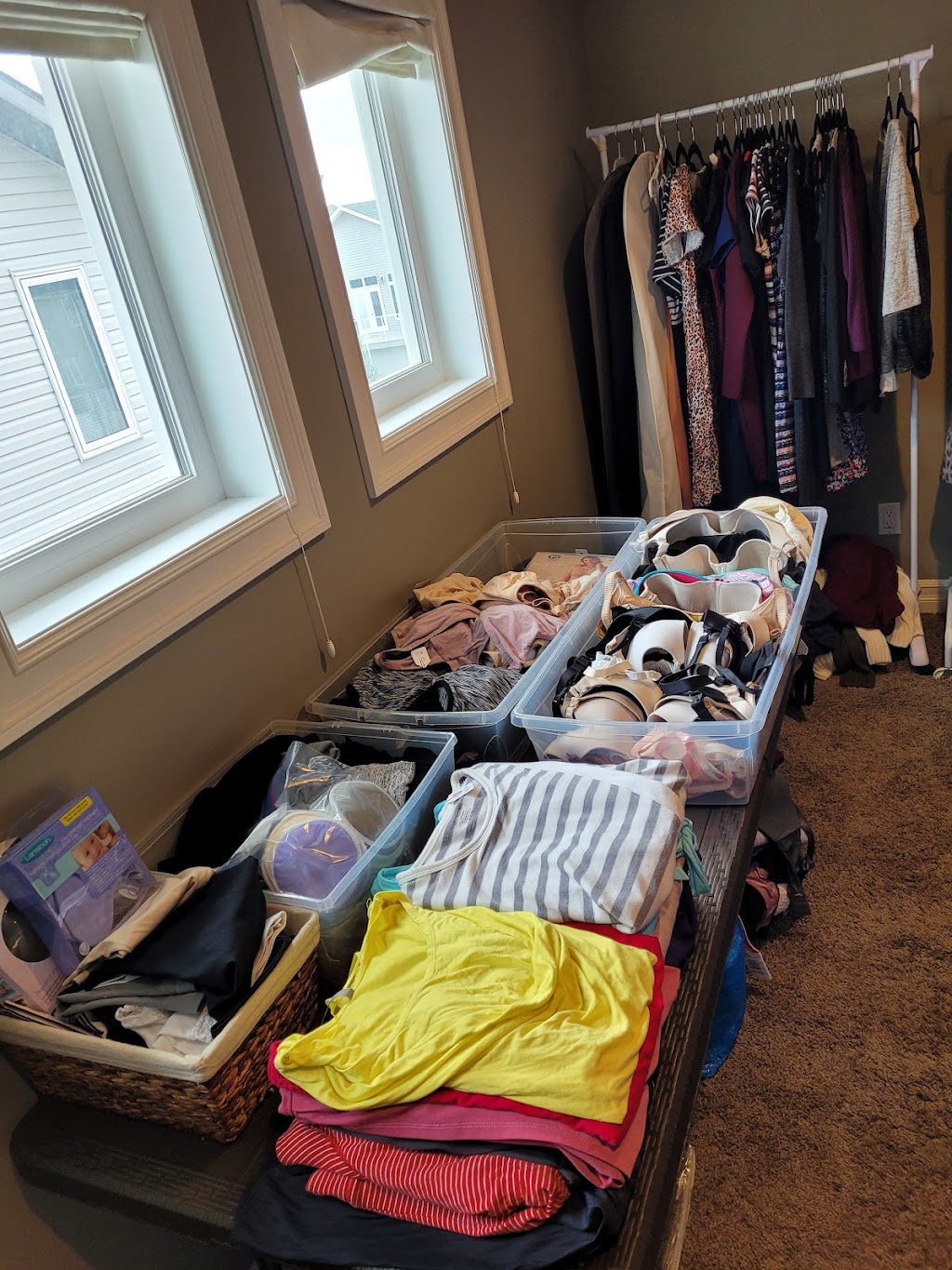 Katies Closet Maternity & Nursing Consignment Boutique | Vanier Dr, Red Deer, AB T4R 0N9, Canada | Phone: (403) 598-0604