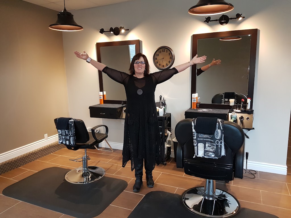 Beths Barber Shop | hair care | 215 Lisgar St, Brighton, ON K0K 1H0, Canada | 6134756565 OR +1 613-475-6565