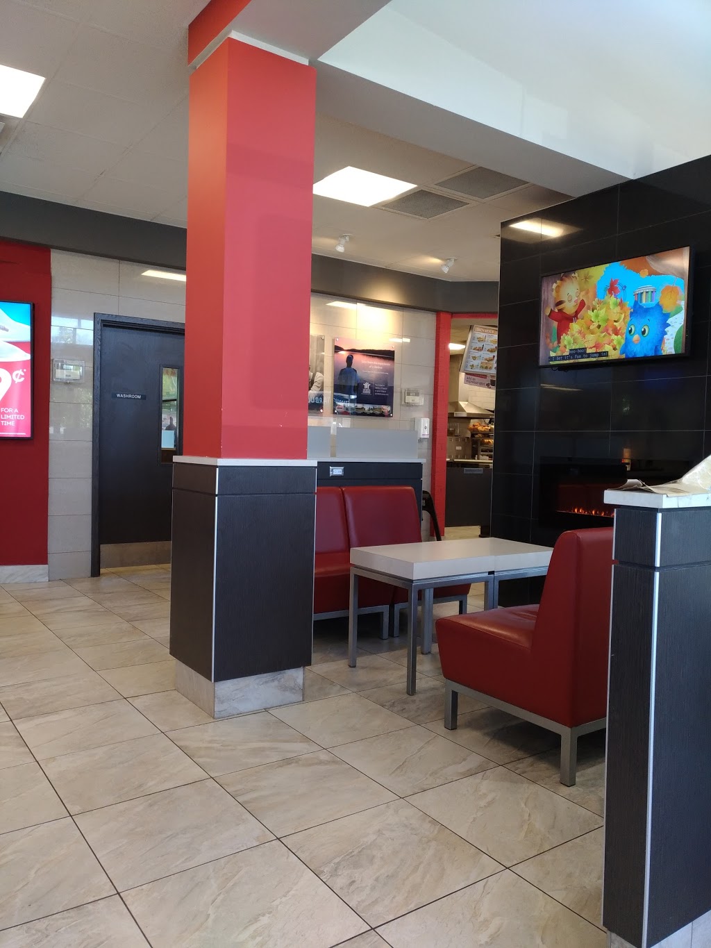 Tim Hortons | 3077 152 St Unit 600, Surrey, BC V4P 3K1, Canada | Phone: (604) 538-8198