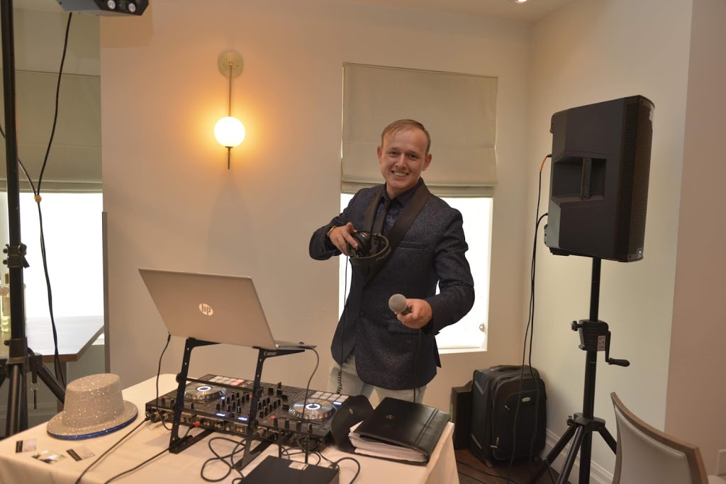 DJ Oleynik Entertainment (toronto dj mc) | 54 Sandwood Dr, Thornhill, ON L4J 8W9, Canada | Phone: (416) 558-9481