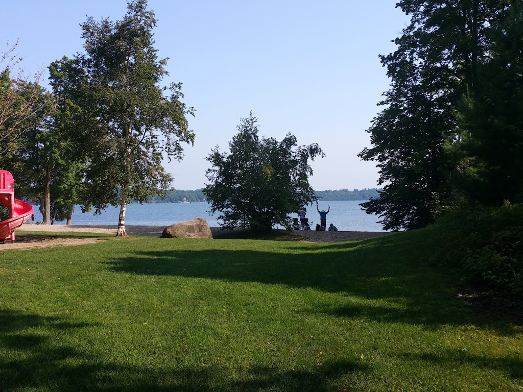Tollendale Beach | 201 K Tynhead Rd, Barrie, ON L4N 7S7, Canada