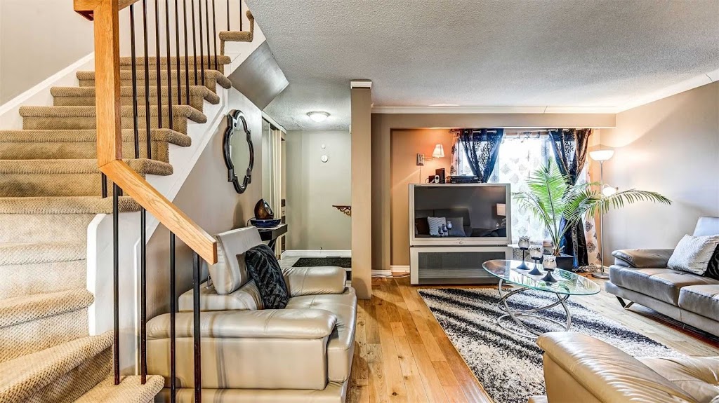 1% Listings Commission Real Estate | 209-164 Sandalwood Pkwy E, Brampton, ON L6Z 3S4, Canada | Phone: (647) 204-2652