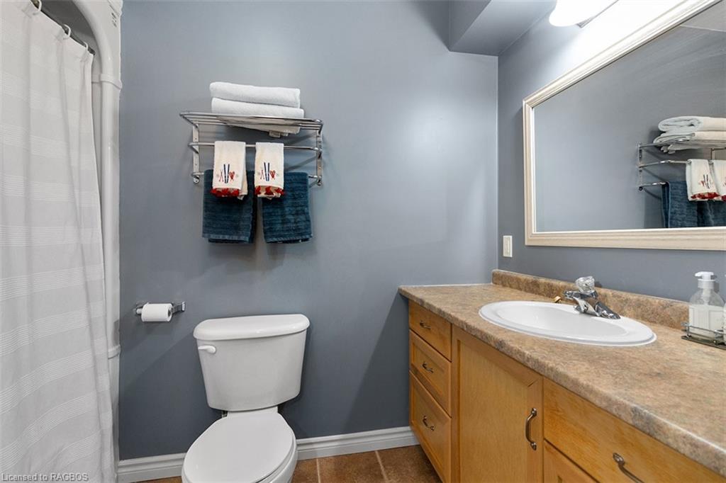 Scholzs Chalet | 166 raglan street lake, Eugenia, ON N0C 1E0, Canada | Phone: (647) 273-7445