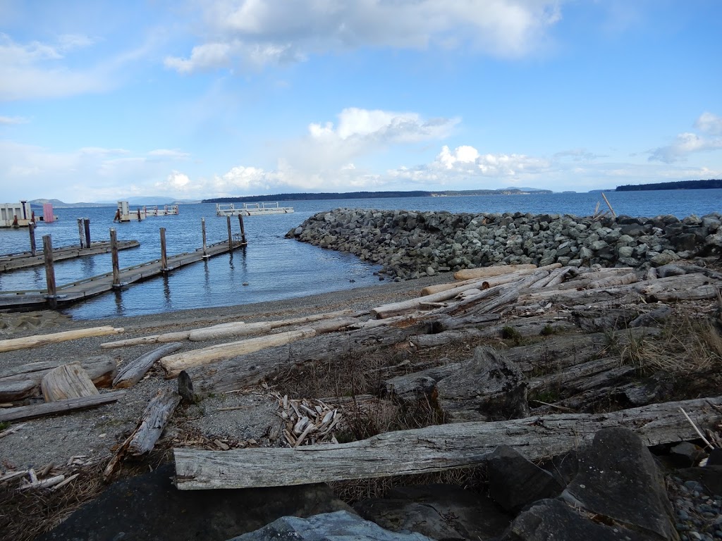 Victoria NDB YJ 200 | 9589 Fifth St, Sidney, BC V8L 2W5, Canada