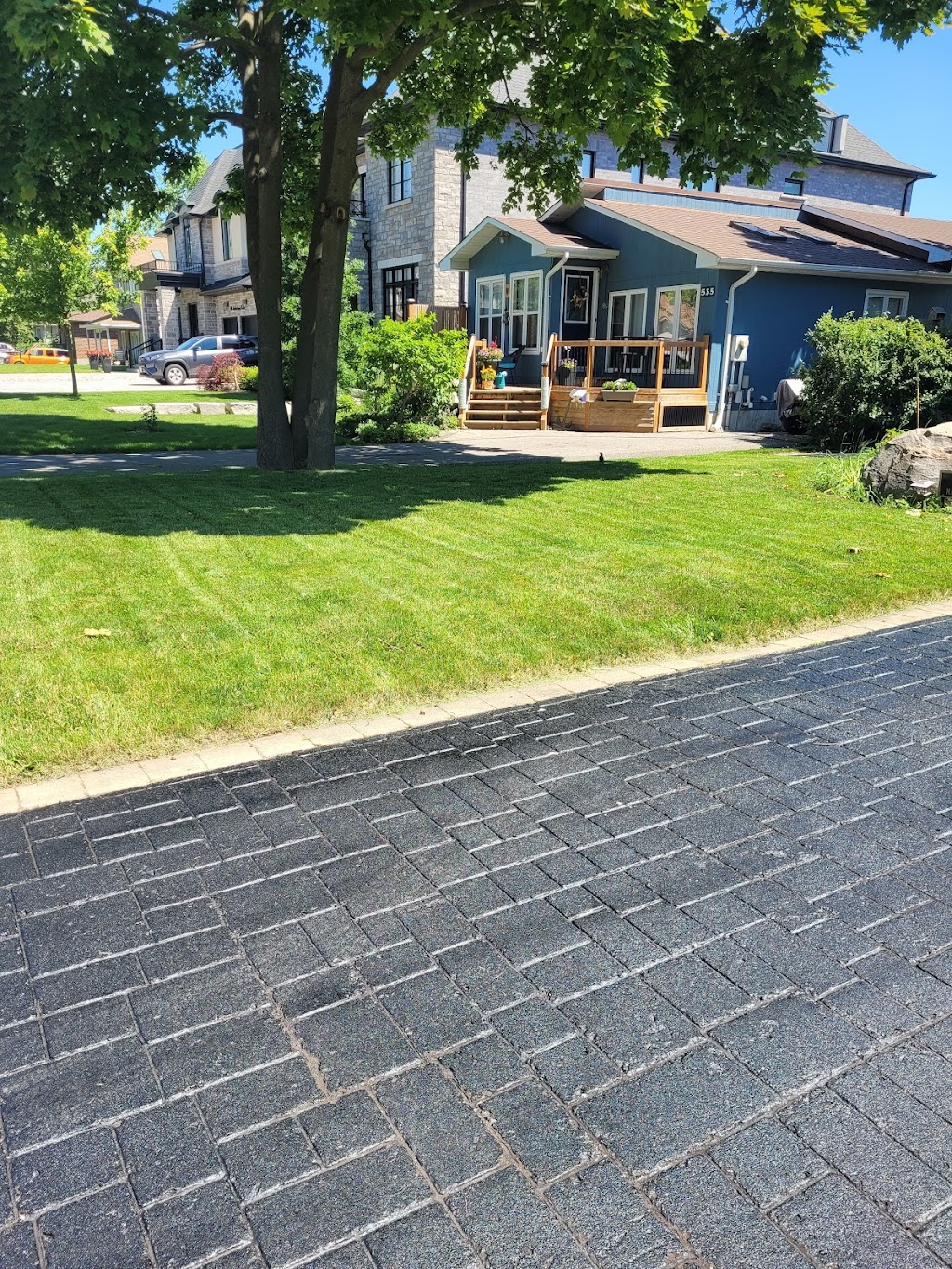 Scottspropertyservices | 106 Cromwell Ave, Oshawa, ON L1J 4T6, Canada | Phone: (905) 924-1975