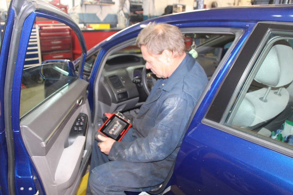 Garage Auto Électrique Ménard | 1300 Boulevard Taschereau, La Prairie, QC J5R 1X3, Canada | Phone: (450) 659-0958