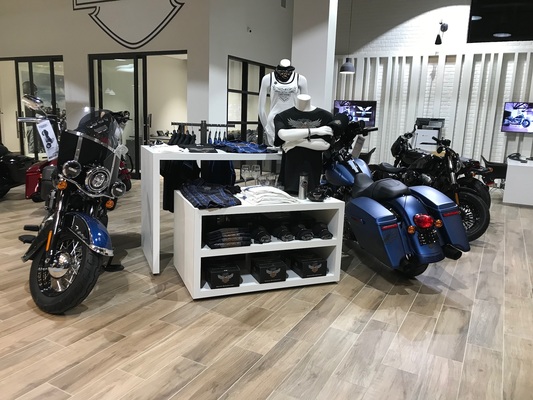 Policaro Harley-Davidson | 191 Wyecroft Rd, Oakville, ON L6K 3S3, Canada | Phone: (905) 825-7866