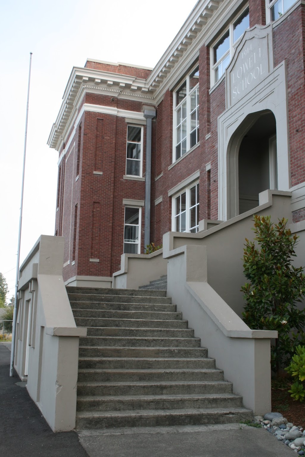 Lowell Elementary School | 935 14th St, Bellingham, WA 98225, USA | Phone: (360) 676-6430
