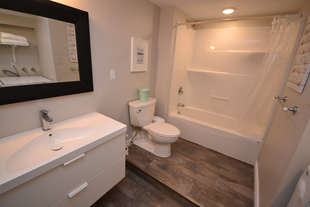 Just Like Home Furnished Suites | 1285 Westdel Bourne, London, ON N6K 4R1, Canada | Phone: (226) 316-0486