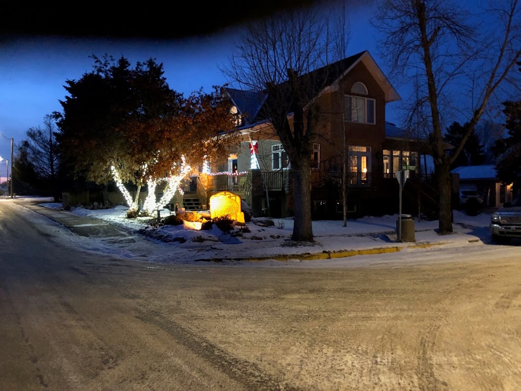 Bonne Nuit Bed & Breakfast | 4604 McDougall Dr, Smoky Lake, AB T0A 3C0, Canada | Phone: (780) 880-0101
