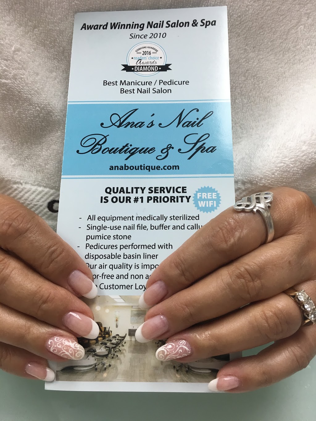 Anas Nail Boutique & Spa (BLOOR) | 3349 Bloor St W, Etobicoke, ON M8X 1E9, Canada | Phone: (416) 233-6888