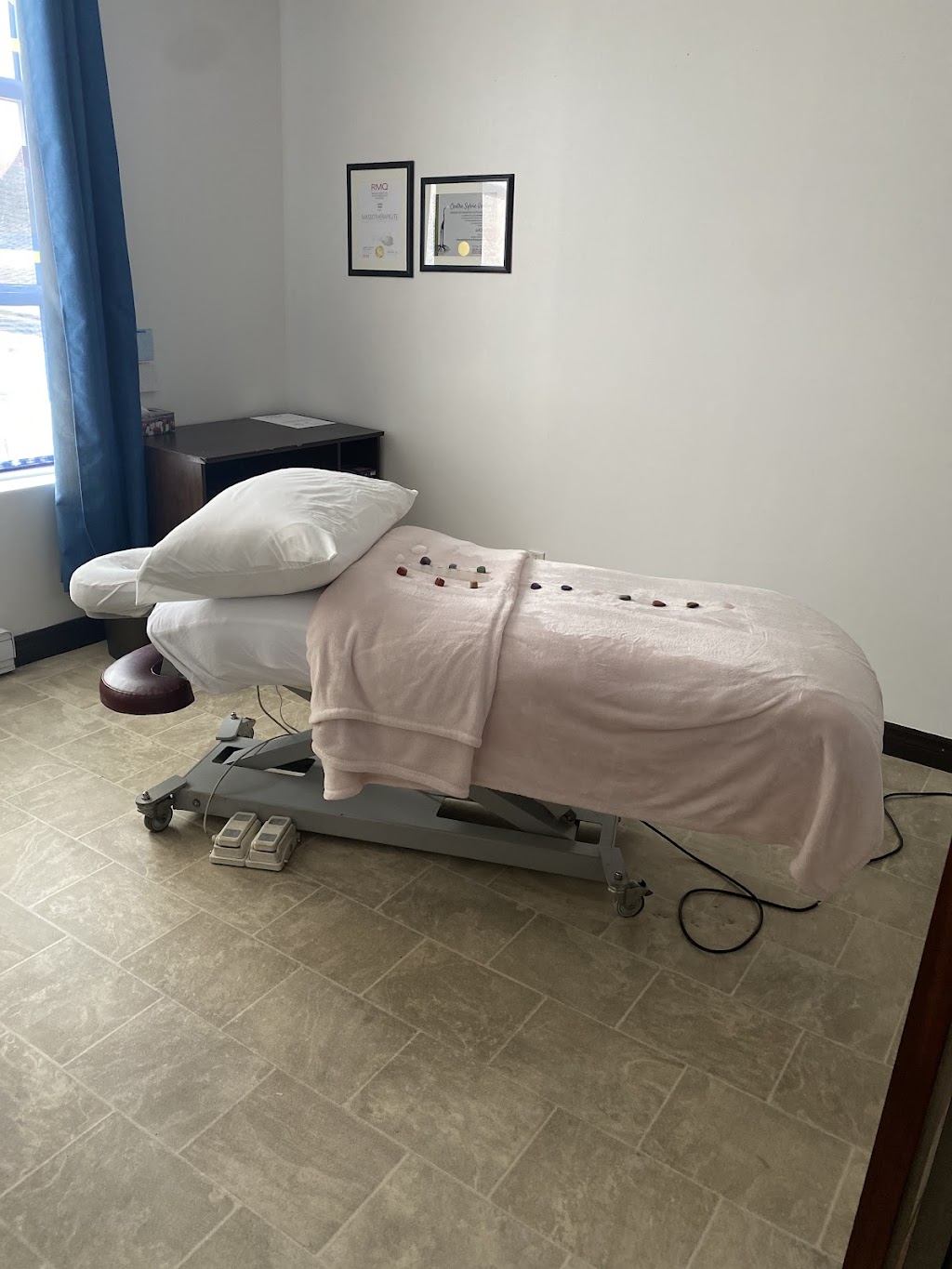Lucia Dias Polarité | 2400 Av de lEsplanade, Mascouche, QC J7K 3B4, Canada | Phone: (514) 914-4839