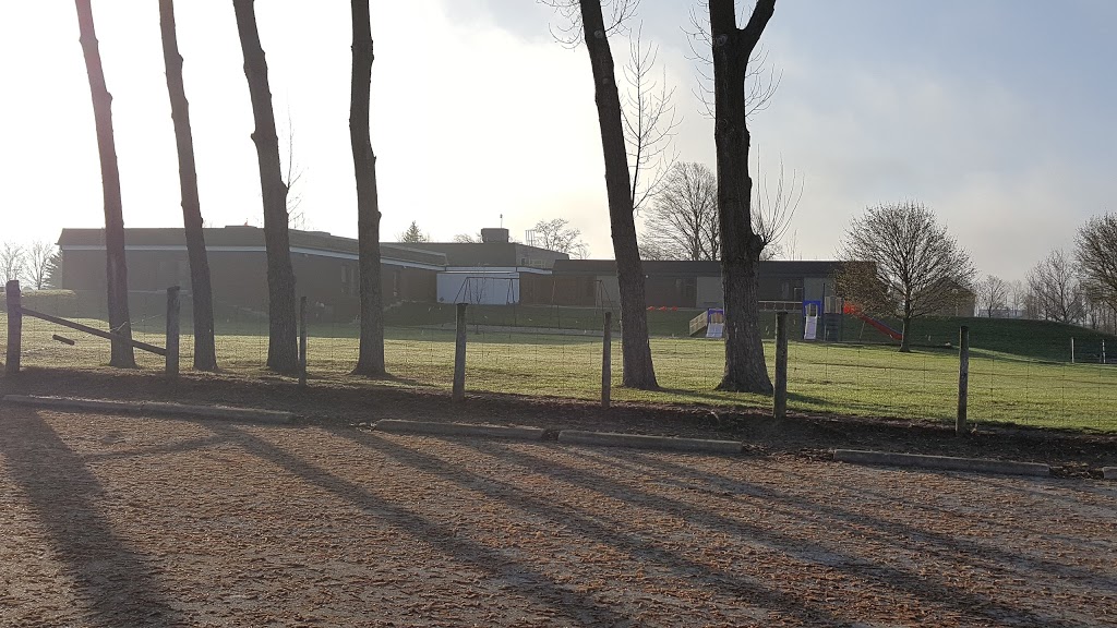 Mildmay-Carrick Public School | 1023 ON-9, Mildmay, ON N0G 2J0, Canada | Phone: (519) 367-5548