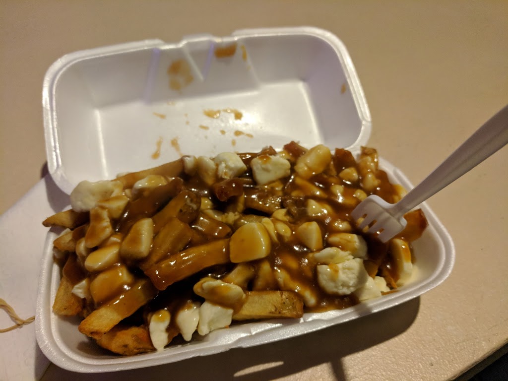 Nikos Place | 5125 Victoria Ave, Niagara Falls, ON L2E 4E4, Canada | Phone: (905) 353-0186