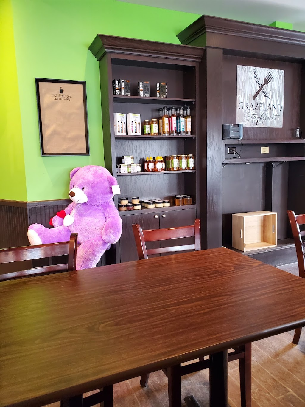 Grazeland Eatery & Market | 7268 Main St, Stayner, ON L0M 1S0, Canada | Phone: (705) 517-9511