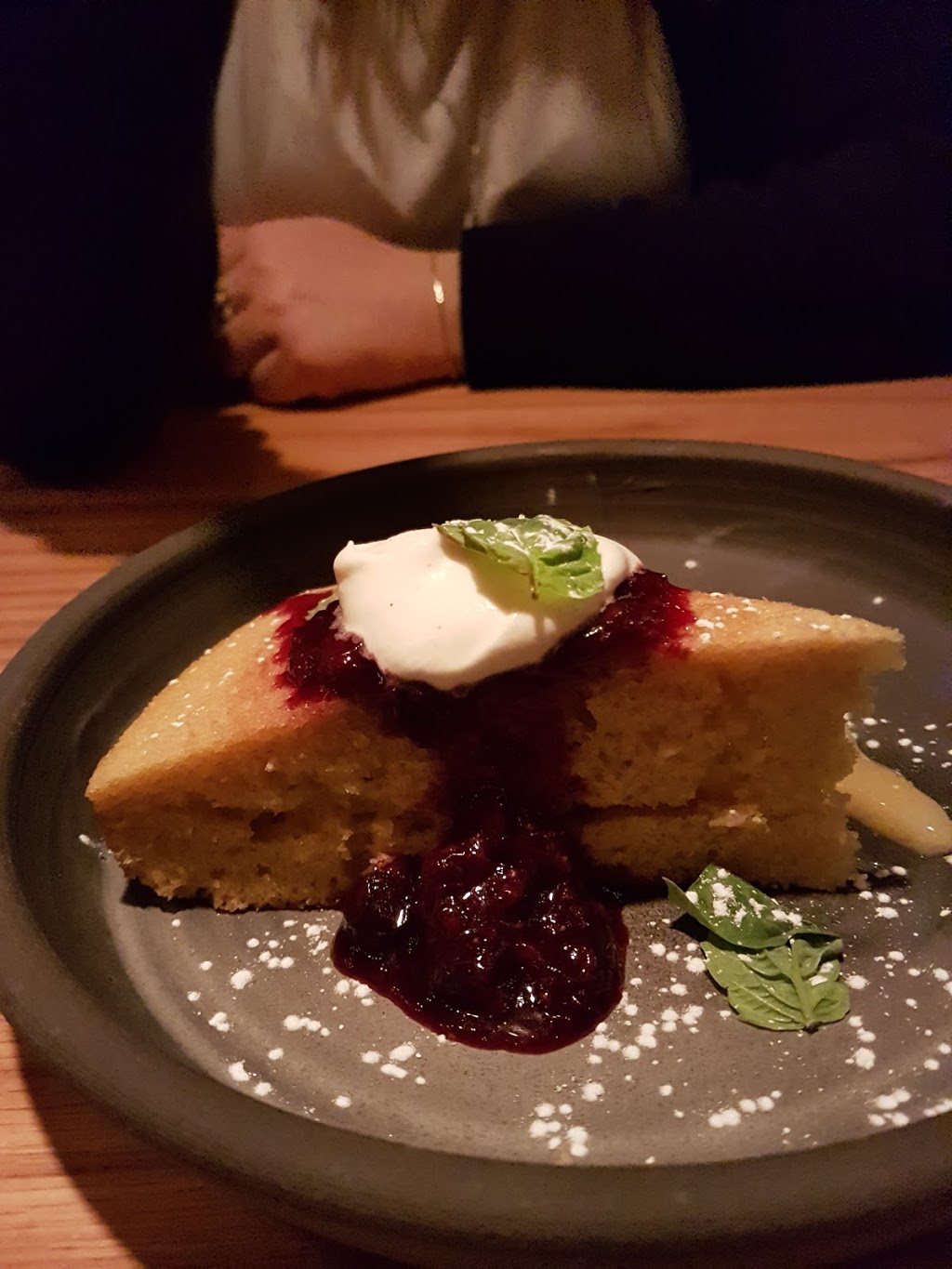 Harth restaurant | 1-980 St Annes Rd, Winnipeg, MB R2M 2X9, Canada | Phone: (204) 255-0003