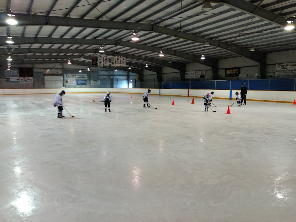 Meath Park & District Rec Ctr | Railway Ave, Meath Park, SK S0J 1T0, Canada | Phone: (306) 929-9093