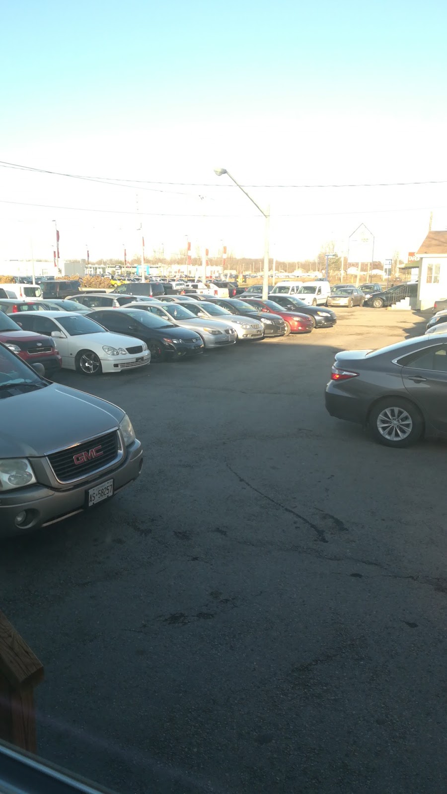Tiger Auto Sales | 2275 Dundas St, London, ON N5V 1R4, Canada | Phone: (519) 659-7111