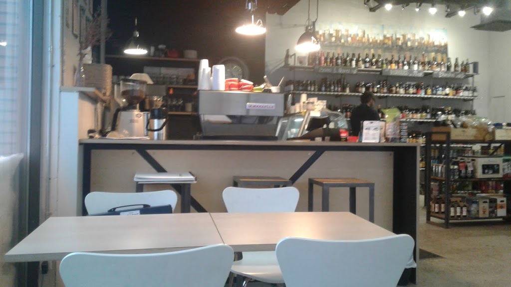 Le Fridge - Bières et cafés | 5157 Boulevard Guillaume-Couture, Lévis, QC G6V 4Z5, Canada | Phone: (418) 440-4019