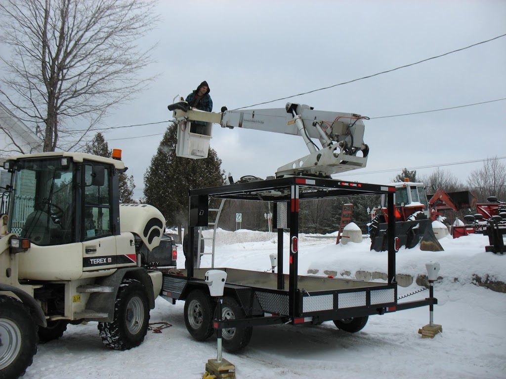 Fabrication CL | 2251 Chemin du Lac, Saint-Norbert, QC J0K 3C0, Canada | Phone: (450) 836-1062