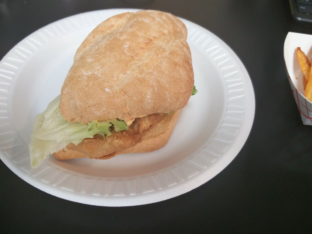 Quik Chik - Brampton - 410/Steeles | 35 Resolution Dr, Brampton, ON L6W 0A6, Canada | Phone: (905) 861-1001