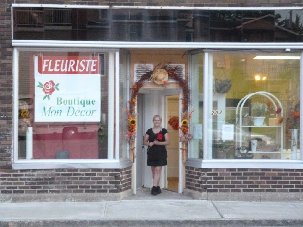 Fleuriste Boutique Mon Décor | 203 Rue Notre Dame, Donnacona, QC G3M 1G6, Canada | Phone: (418) 462-1772