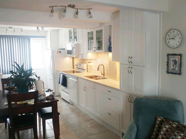 Edmonton Sunrooms And Renovations | 16845 129 Ave NW Unit 2, Edmonton, AB T5V 1L2, Canada | Phone: (780) 489-0181