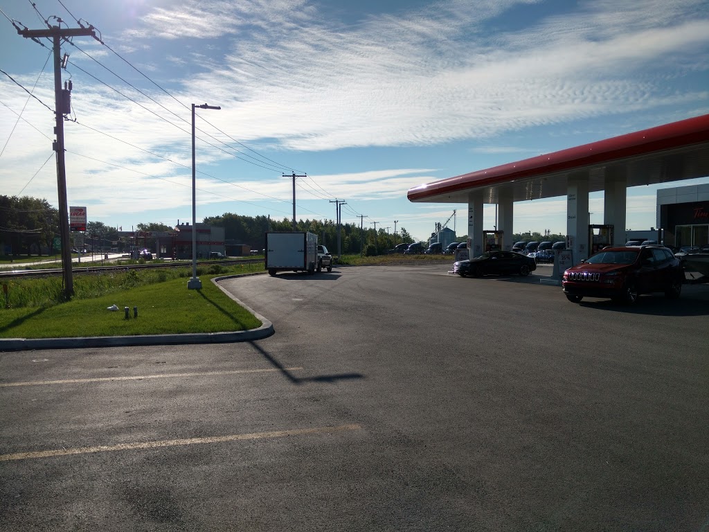 Petro-Canada | 170 Boulevard Industriel, Napierville, QC J0J 1L0, Canada | Phone: (450) 245-0045