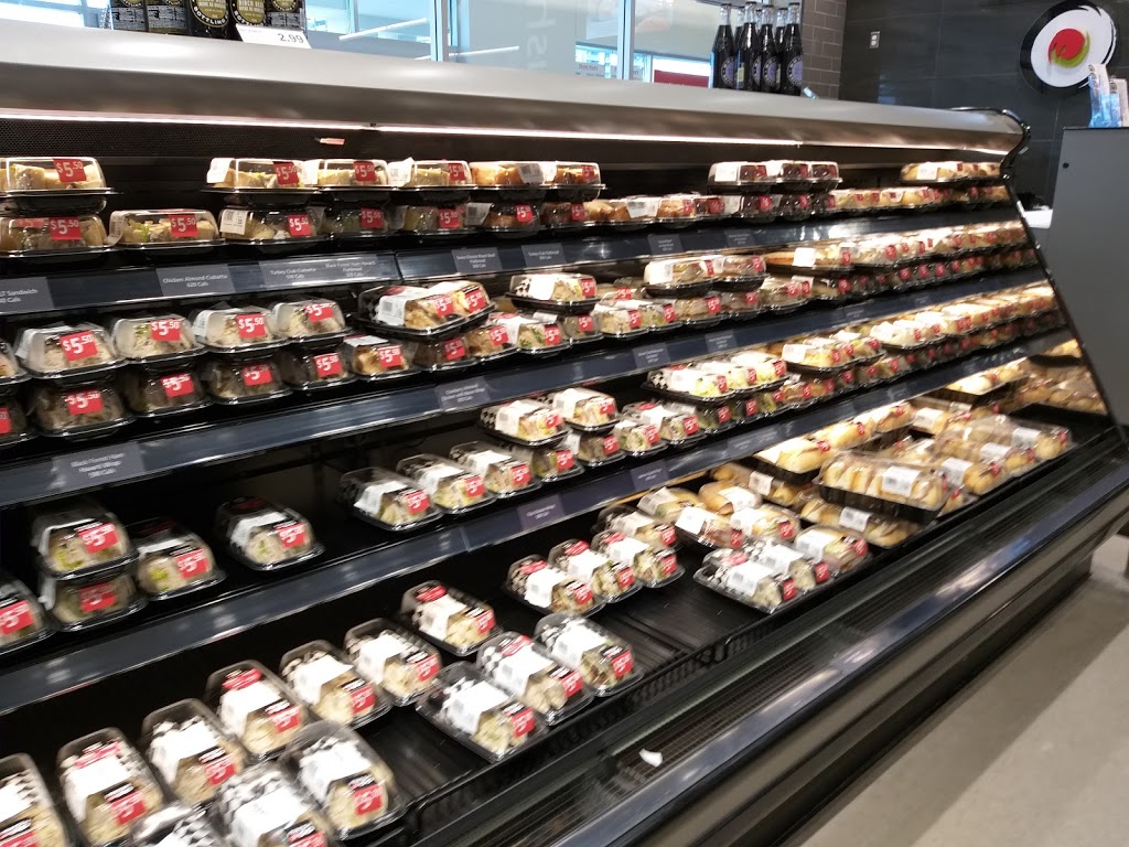 Metro | 3003 Danforth Ave, Toronto, ON M4C 1M9, Canada | Phone: (416) 686-8585