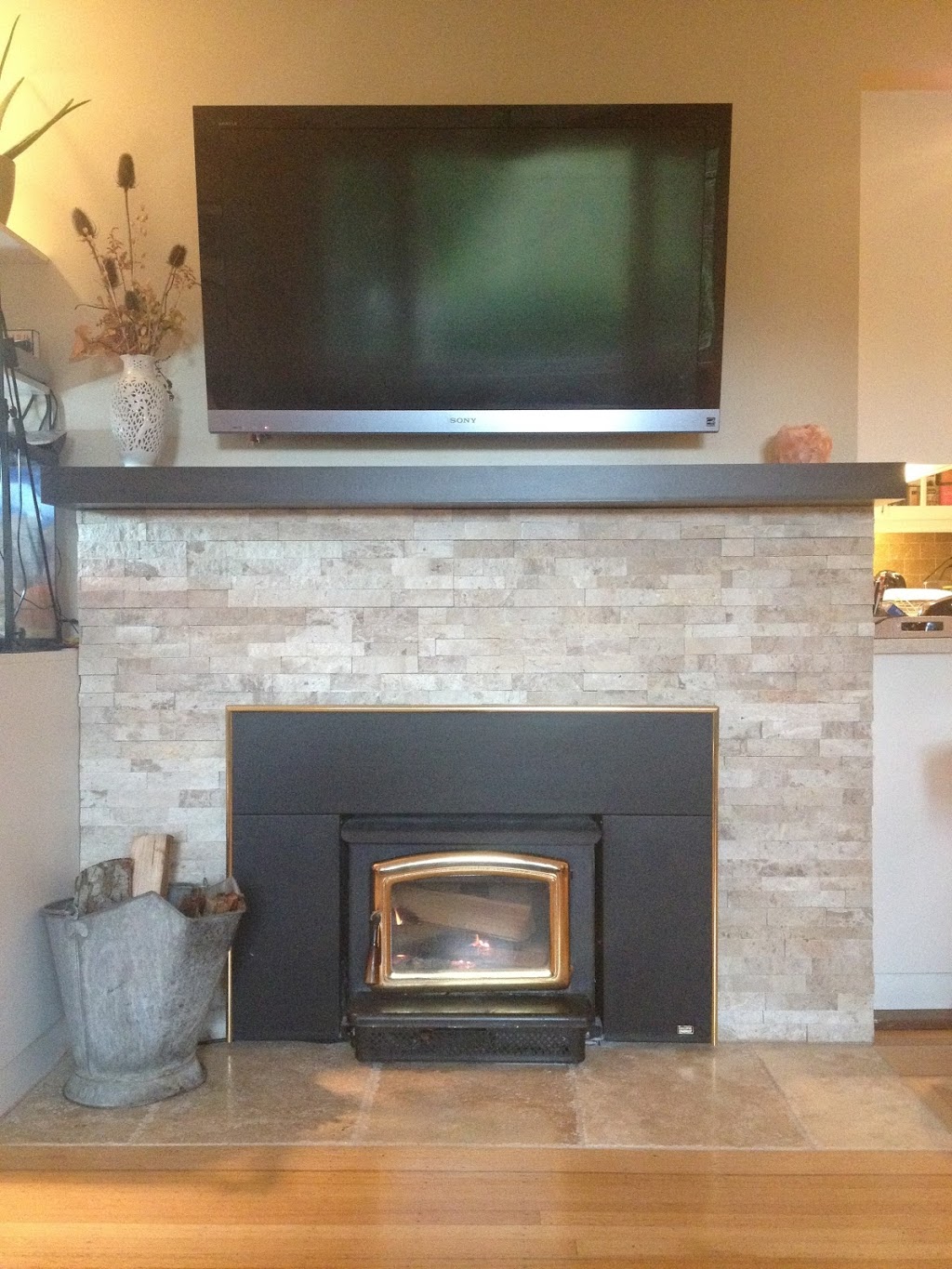 Classic Home Improvements | 755 Vanalman Ave #12, Victoria, BC V8Z 3B8, Canada | Phone: (250) 477-2757