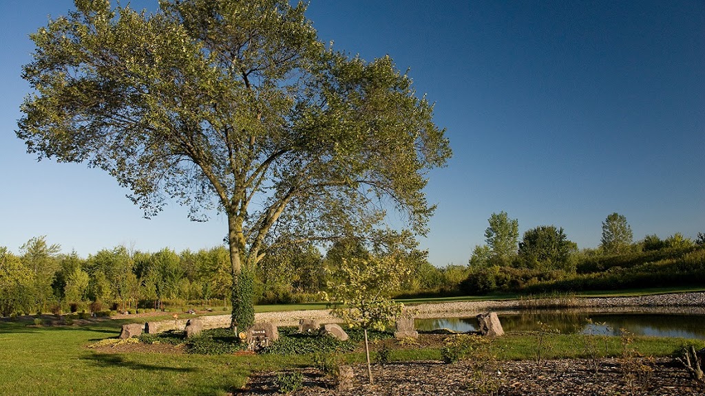 Greenlawn Memorial Gardens | 1805 ON-3, Oldcastle, ON N0R 1L0, Canada | Phone: (519) 969-5320