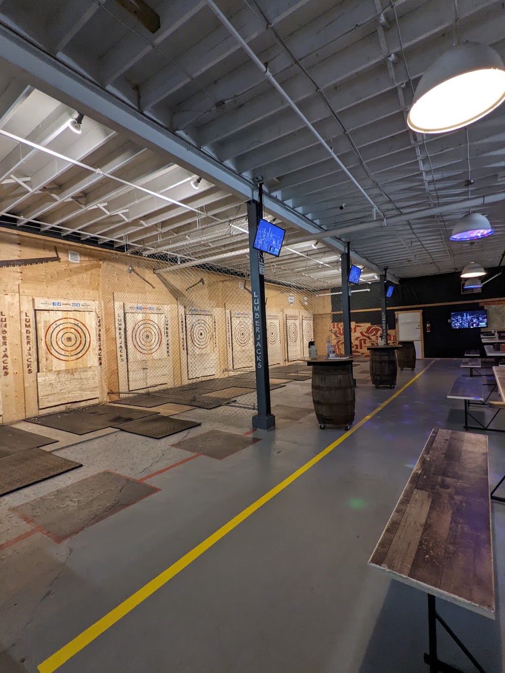 Lumberjacks Axe Throwing/ Breakout Escapes | 11-1453 King St E, Cambridge, ON N3H 3R3, Canada | Phone: (519) 222-0189