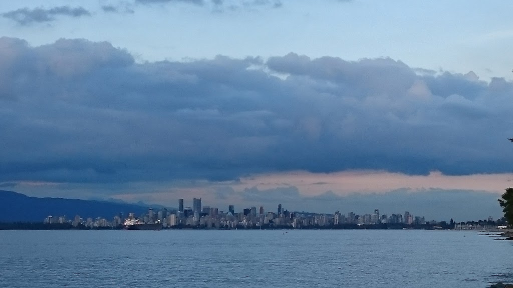 Spanish Banks Beach Park | 4801 NW Marine Dr, Vancouver, BC V6T 1E2, Canada | Phone: (604) 873-7000