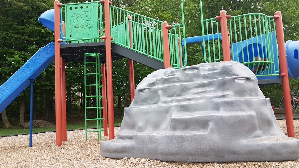 Pavillon Du Parc | 925 Rue Walsh, Sherbrooke, QC J1G 4L7, Canada | Phone: (819) 821-5791