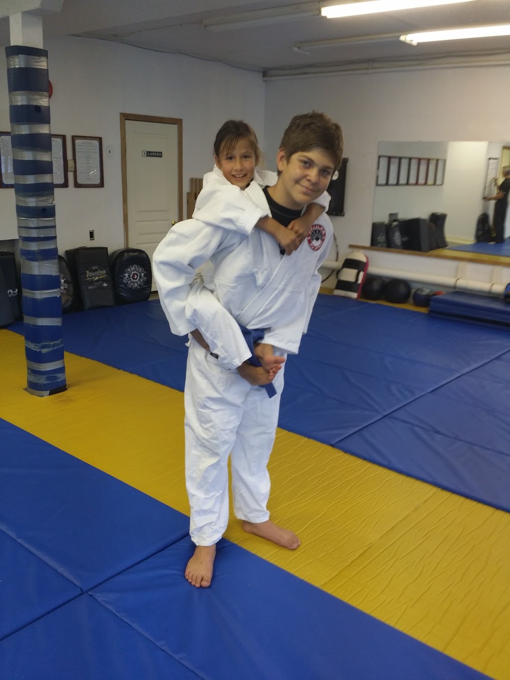 Faulks Jiu Jitsu | 2306 St Johns St, Port Moody, BC V3H 2A9, Canada | Phone: (778) 319-6481