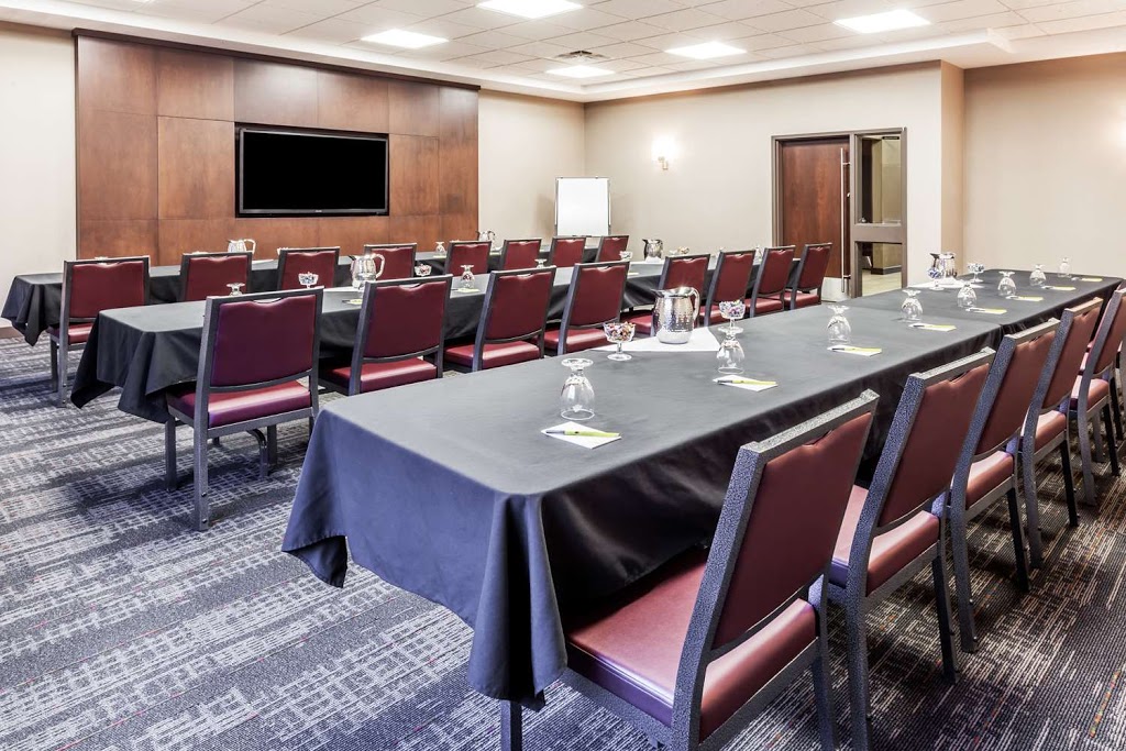 Super 8 by Wyndham Wetaskiwin | 3820 56 St, Wetaskiwin, AB T9A 2B2, Canada | Phone: (780) 361-3808