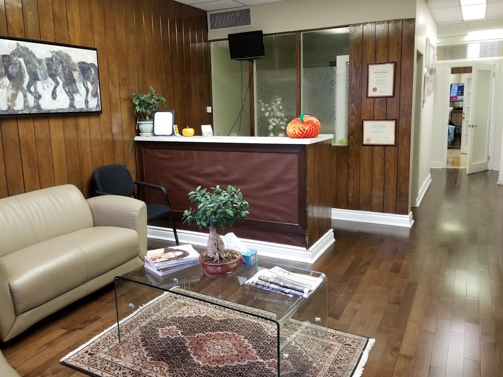 Antonio Cordeiro Denturist | 1474 Dundas St W, Toronto, ON M6J 1Y6, Canada | Phone: (416) 533-5133